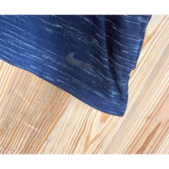 Nike Legend Women's Dri-Fit Fitness T-Shirt Tee Size M - Picture 6 of 7